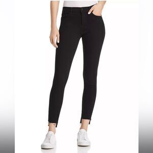 Frame Le Skinny De Jeanne Raw Stagger Mid Rise Cropped Skinny Jeans in Film Noir
